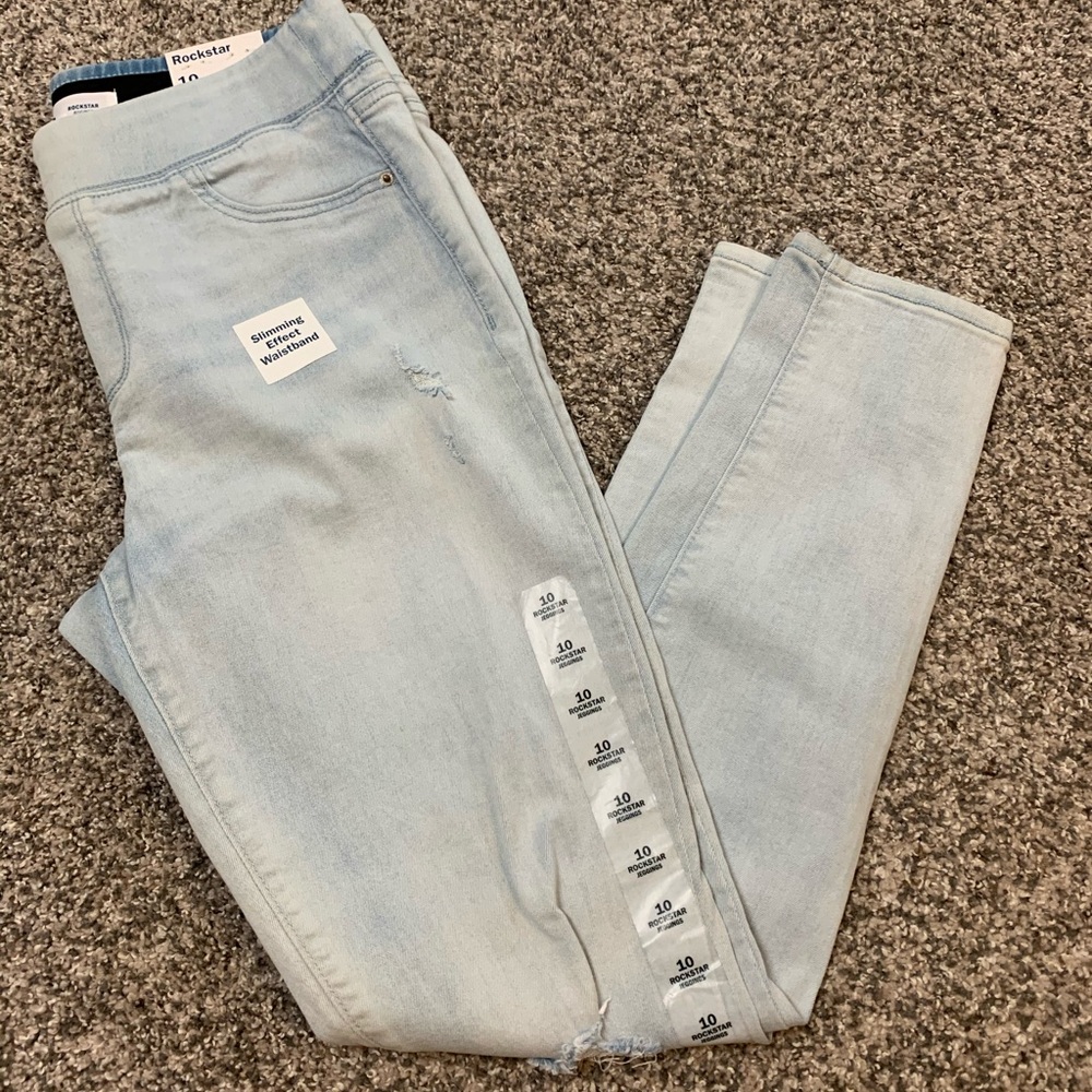 Old Navy Distressed Rockstar Jeggings